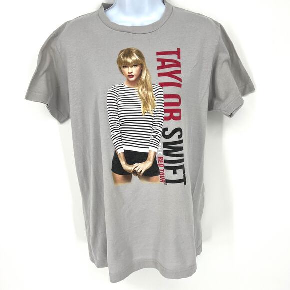 Taylor Swift Authentic The Red Tour 2013 Concert Tour Gray Graphic T Shirt M - Picture 1 of 6